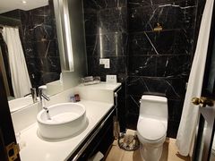 -上海静安昆仑大酒店