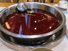 -肖肖酸萝卜鱼火锅(总店)