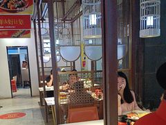 -阿瓦山寨·湘菜现炒·剁椒鱼头王(咸阳总店)