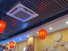 -炖四方东北铁锅炖·烧烤小龙虾(中豪国际店)
