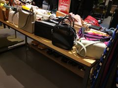 -URBAN REVIVO(北京斯普瑞斯奥特莱斯店)