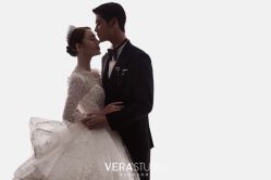 -至臻微拉婚纱摄影