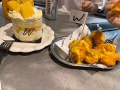-W COLLECTIVE  DESSERT SHOP