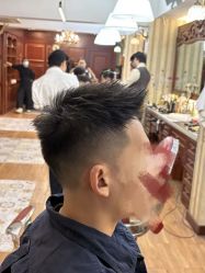 -BarberKiNG男士理发馆Barbershop