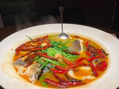 山茶油丹江大鱼头-清水亭湖北菜(大屯DT51店)