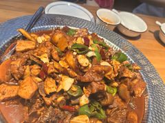 -俭寨大盘鸡·手抓肉·烧烤新疆菜(乌苏路店)