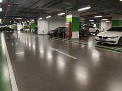 场地-苏州中心-停车场