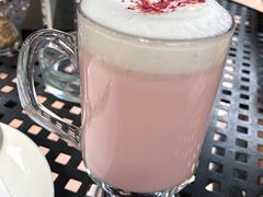 草莓拿铁-bluefrog蓝蛙(水游城店)