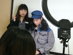 -金夫人化妆摄影职业培训学校