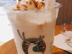 -瑞幸咖啡(大都会东方广场店)