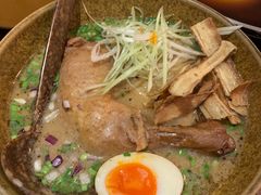 酱油白汤鸡腿叉烧拉面-FROM FARM八亩农场(三里屯店)
