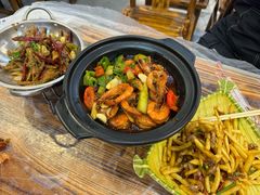 -江城燕子大排档(江汉路步行街店)