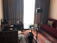 -广州天河希尔顿酒店