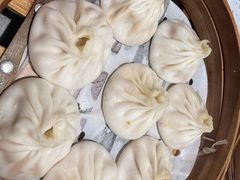 -莱莱小笼·乔艾