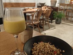 酸豆角炒小笋-汤厨(五道营店)