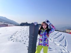 -鳌山滑雪度假区