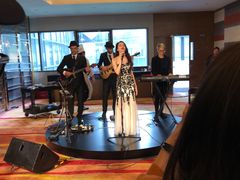 -上海滴水湖皇冠假日酒店