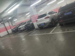 -阳光天地停车场(唐镇店)