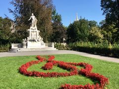 -维也纳国际机场