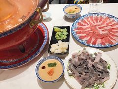-一只羊·铜锅涮羊肉烧烤