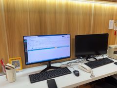 -上海仁爱医院口腔科 · 种植