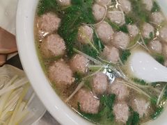 -李连贵熏肉美食酒楼(东市商贸店)