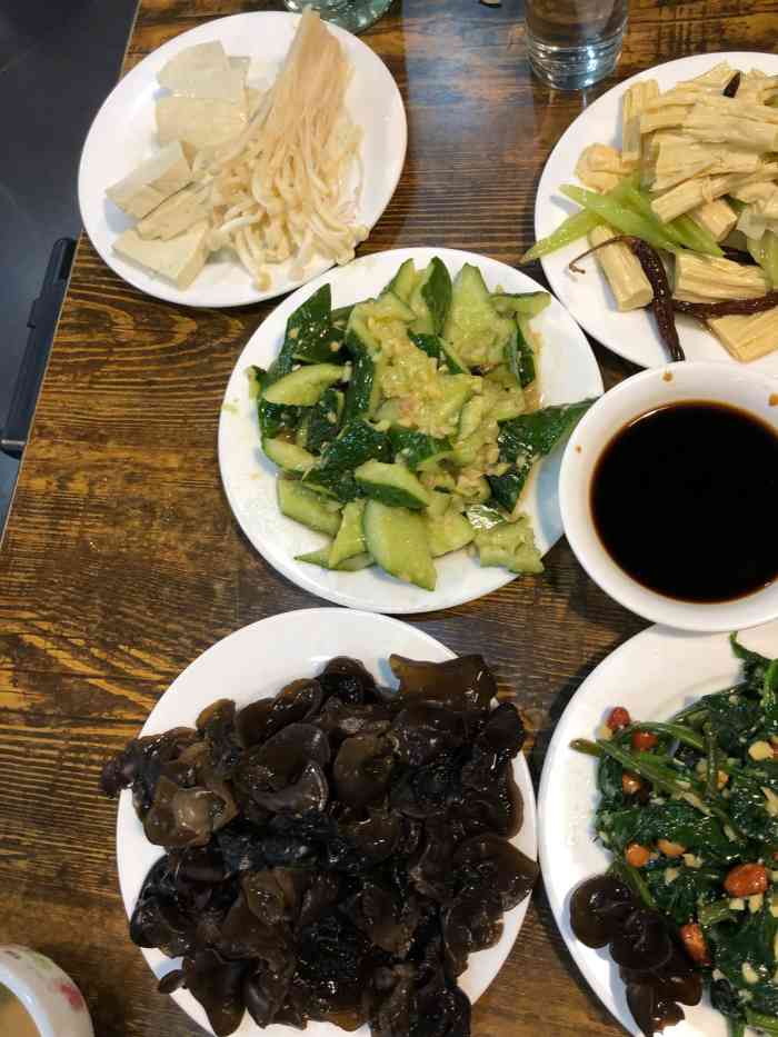 刘司令的锅-"周末来顺义,吃了顿骨头锅,正好有刘司令的.