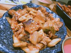 泡菜炒五花肉-恩你小木屋米酒店(莱山店)