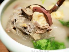 鸭血粉丝汤-香园茶社·金陵小灶(老门东店)