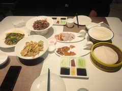 -皇城根·鲁菜济南菜·吊炉烤鸭·炒鸡鱼头(济南旗舰店)