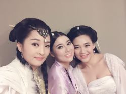 -盘子女人坊生日照·摄影馆(华强店)