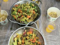 干锅手撕鸡-小民大排档(光谷店)