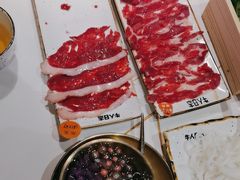 -牛人日志·鲜牛肉骨汤火锅(万科里瑧店)