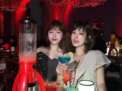 -Darling Queen·Mini·Live·House