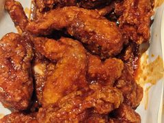 -BHC炸鸡(明洞总店)