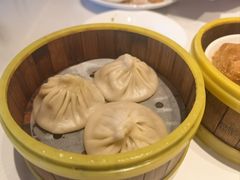 灌汤小笼包-东方早茶 海鲜•青岛菜(国信体育中心店)