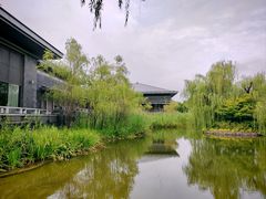 -鹦鹉寺公园