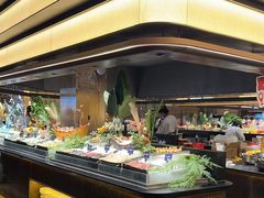 -钱小奴海鲜自助黑金店(杭州滨江龙湖店)