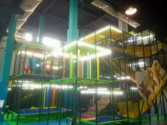 -蒙特利亲子乐园