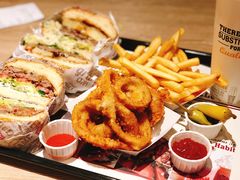 -The Habit Burger Grill 哈比特汉堡(复兴soho店)
