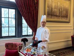 -Salon de Ville浦江汇(上海外滩华尔道夫酒店店)