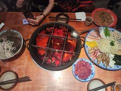 -周小明火锅(黑金冠社区店)