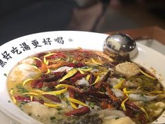 -江渔儿酸菜鱼(奥园广场金发购物中心店)