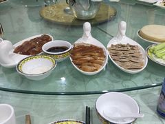 -六和聚传统烤鸭.天津菜(和平店)