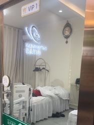 -苗方清颜专业祛痘连锁机构