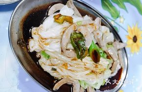 Stewed Pork Kidney Rice Noodle Roll