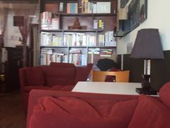 -武汉境自在書店