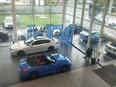 -南充通源宝马4S店(高坪店)