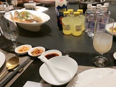 -忆江南·临江鱼馆