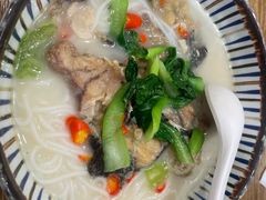 -鲜越鲜鱼粉(财富购物中心店)